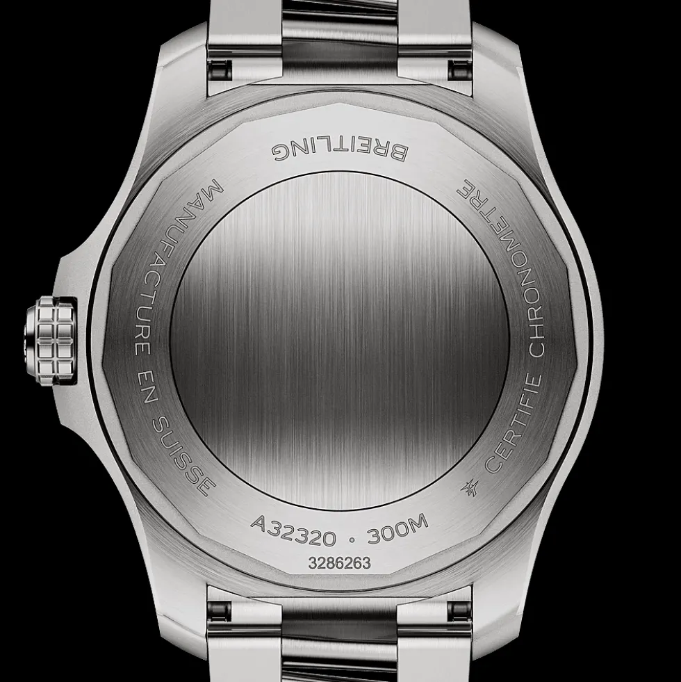 Avenger Automatic GMT 44