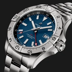Avenger Automatic GMT 44