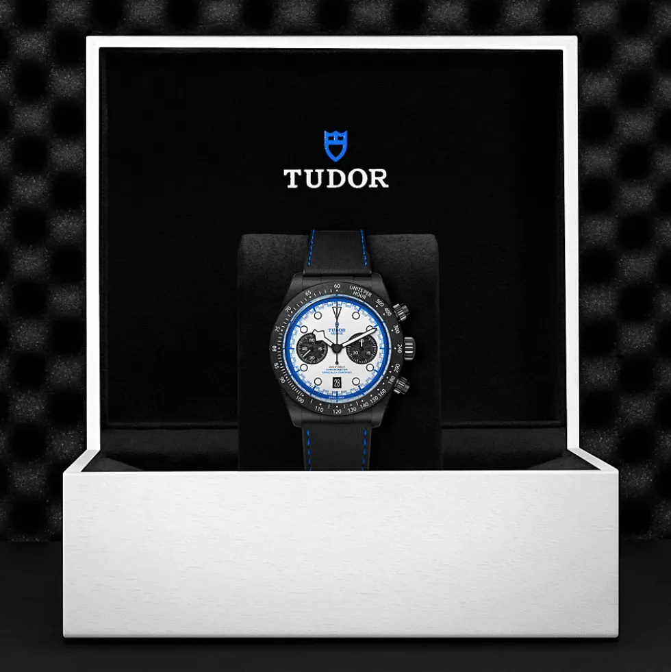 Black Bay Chrono 'Carbon 25'