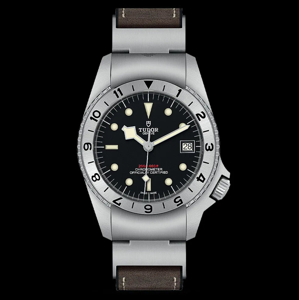 Black Bay P01