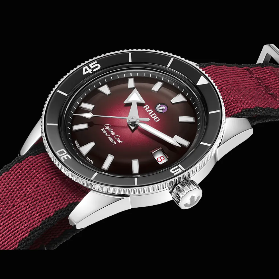 Captain Cook Automatic Burgundy