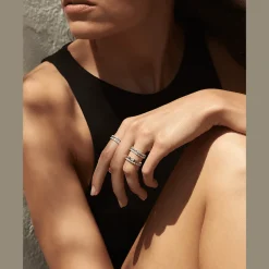 Capture Me Ring Witgoud Semi Pave