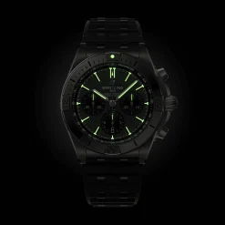 Chronomat B01 Chronograph 42 Titanium