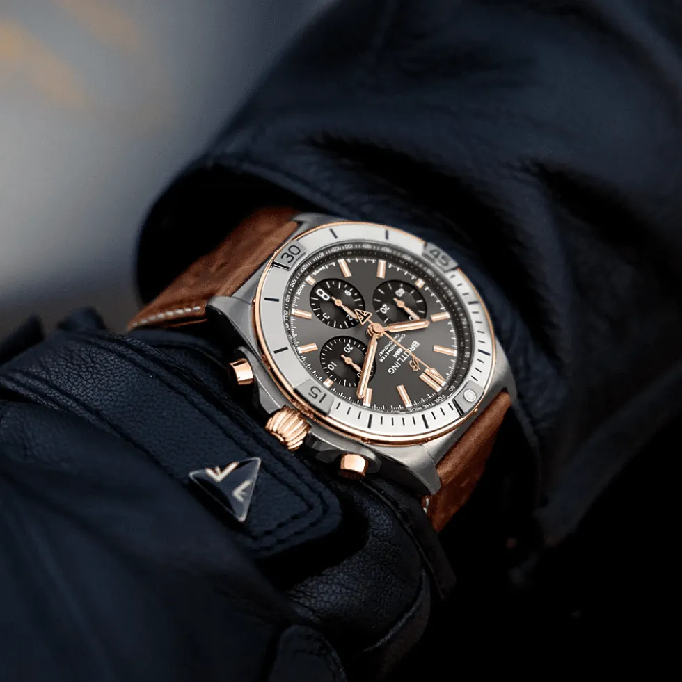Chronomat B01 Chronograph 42 Triumph