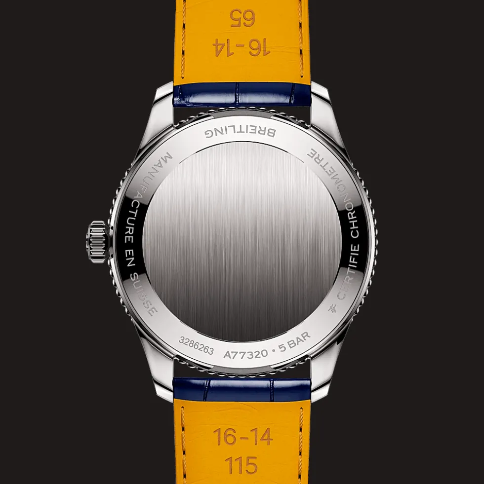 Navitimer 32 SuperQuartz™