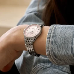 Navitimer 32 SuperQuartz™