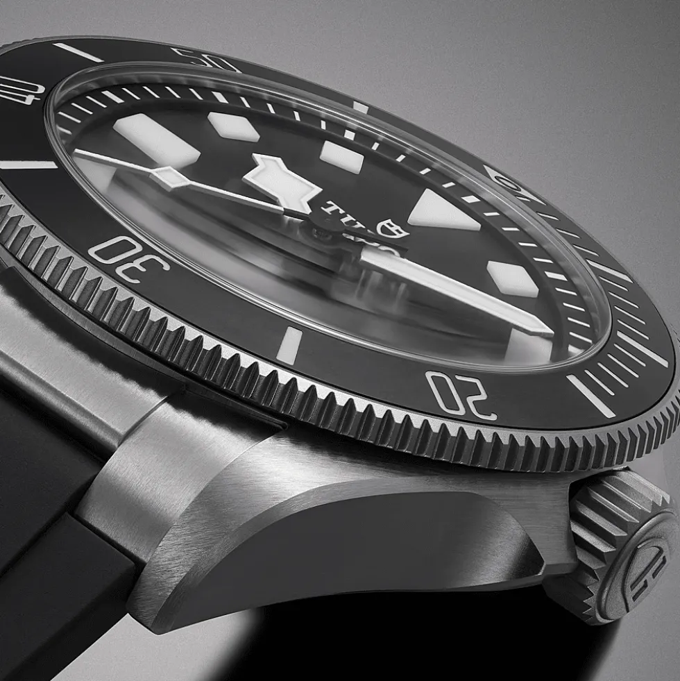 Pelagos Ultra