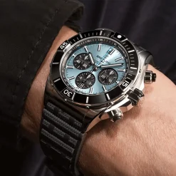 Super Chronomat B01 44